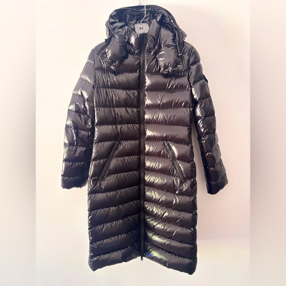 Moncler Moka Water Resistant Long Hooded Puffer Parka Size 3